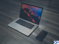 消息称苹果正开发可折叠 MacBook 笔记本电脑项目